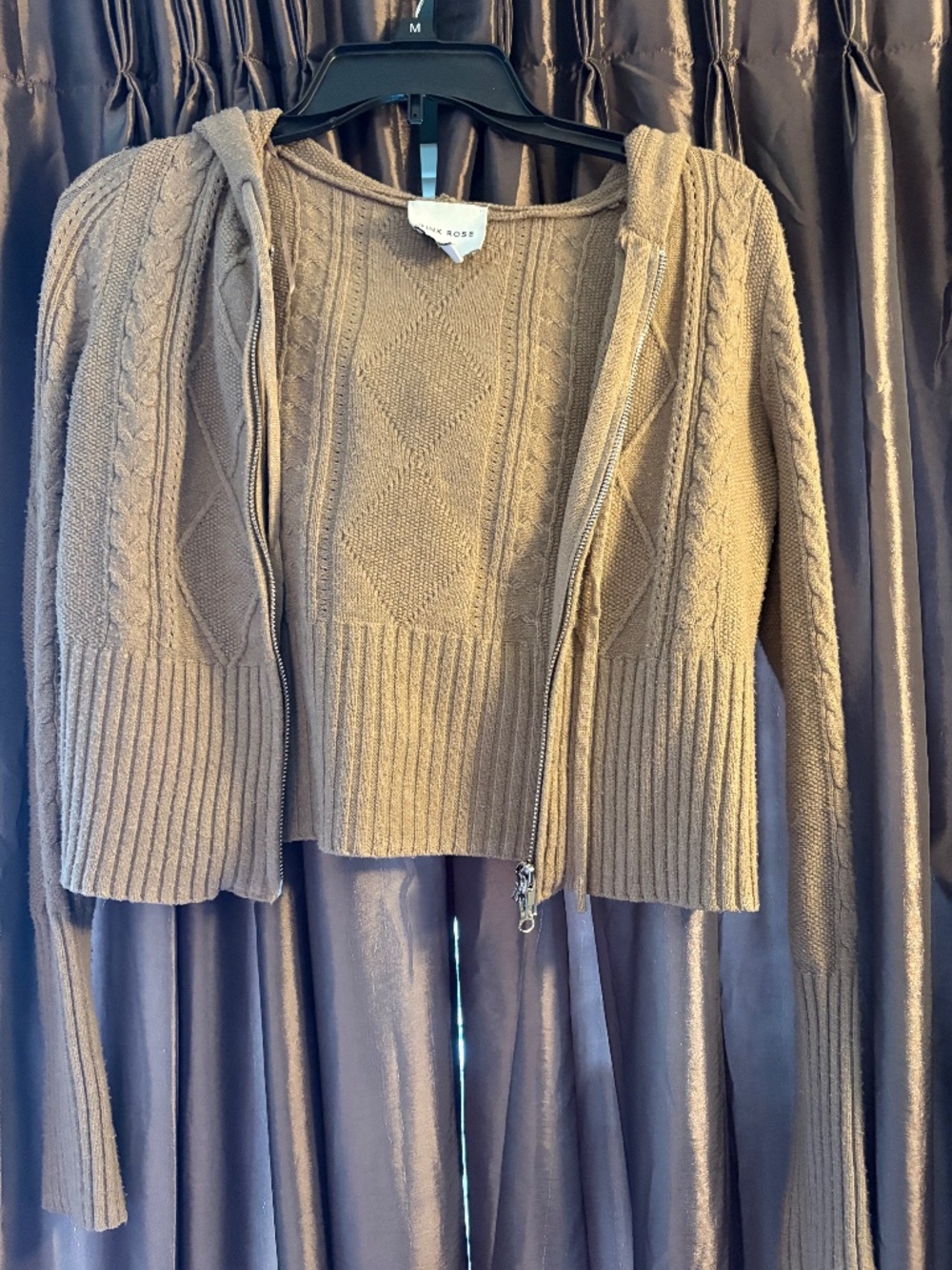 Women’s zip up